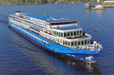 Лайнер Симфония севера, компании Созвездие