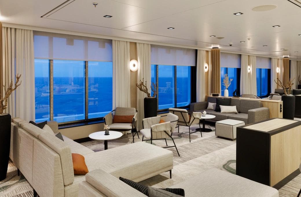 Лайнер SH Vega, компании Swan Hellenic. Фото 1