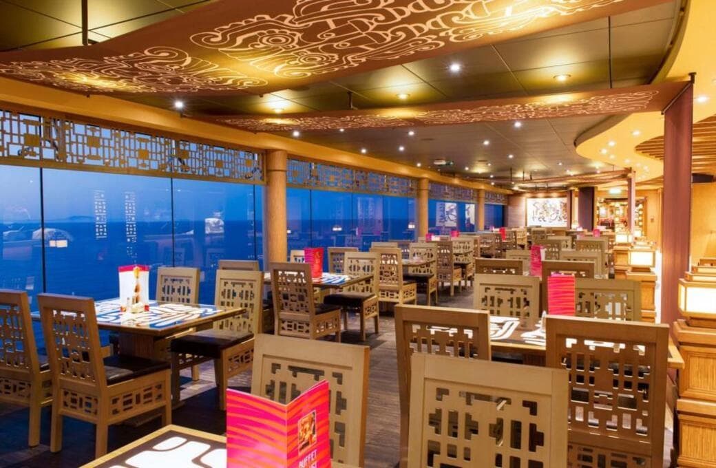 Лайнер MSC Preziosa, компании MSC Crociere. Фото 1