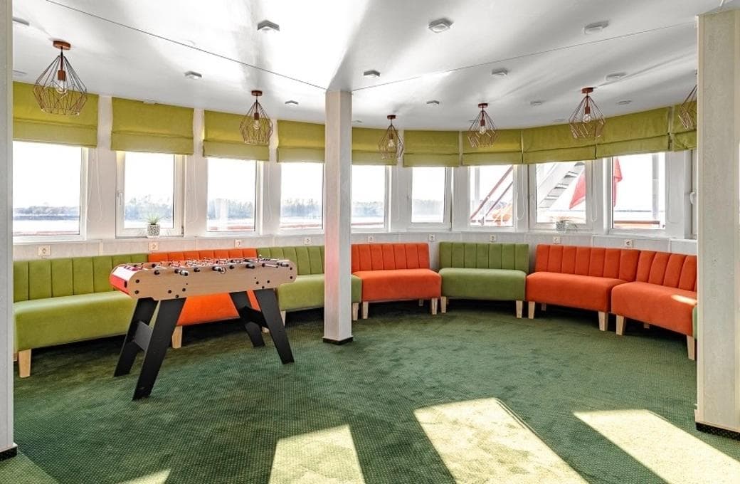 Лайнер Северная сказка, компании Созвездие. Фото 1