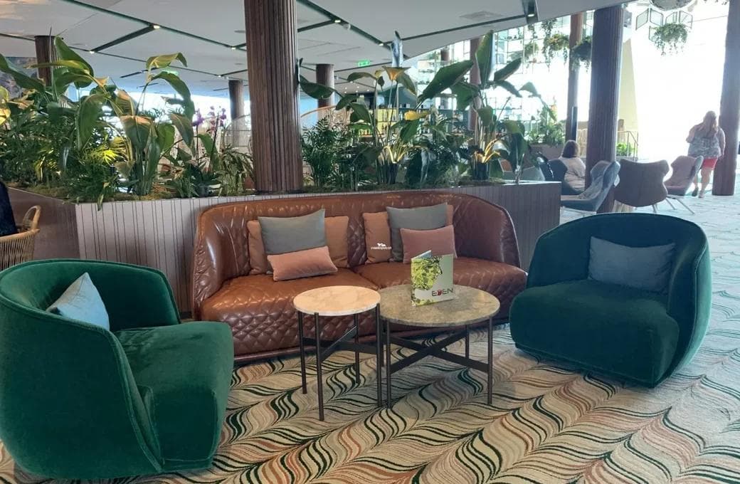 Лайнер Celebrity Apex, компании Celebrity Cruises. Фото 1