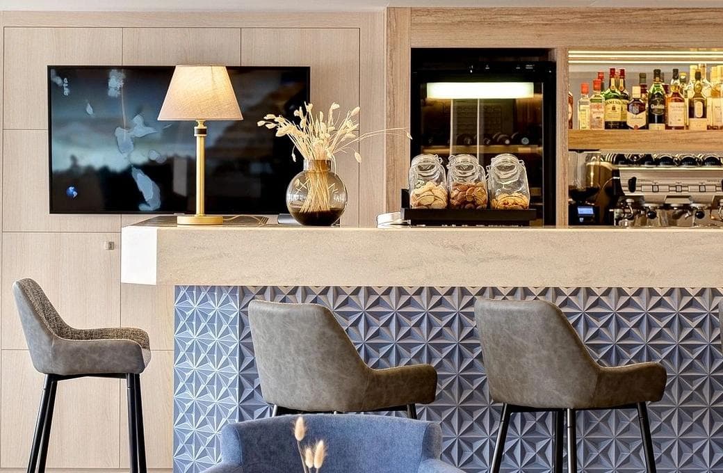 Лайнер Мустай Карим, компании ВодоходЪ. Фото 1