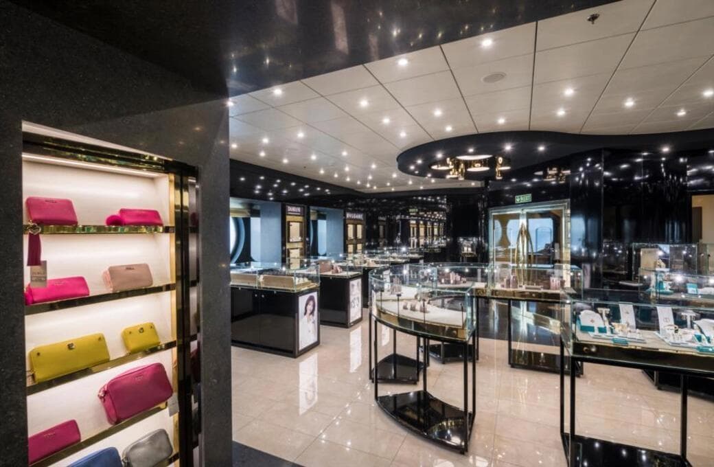 Лайнер MSC Splendida, компании MSC Crociere. Фото 1