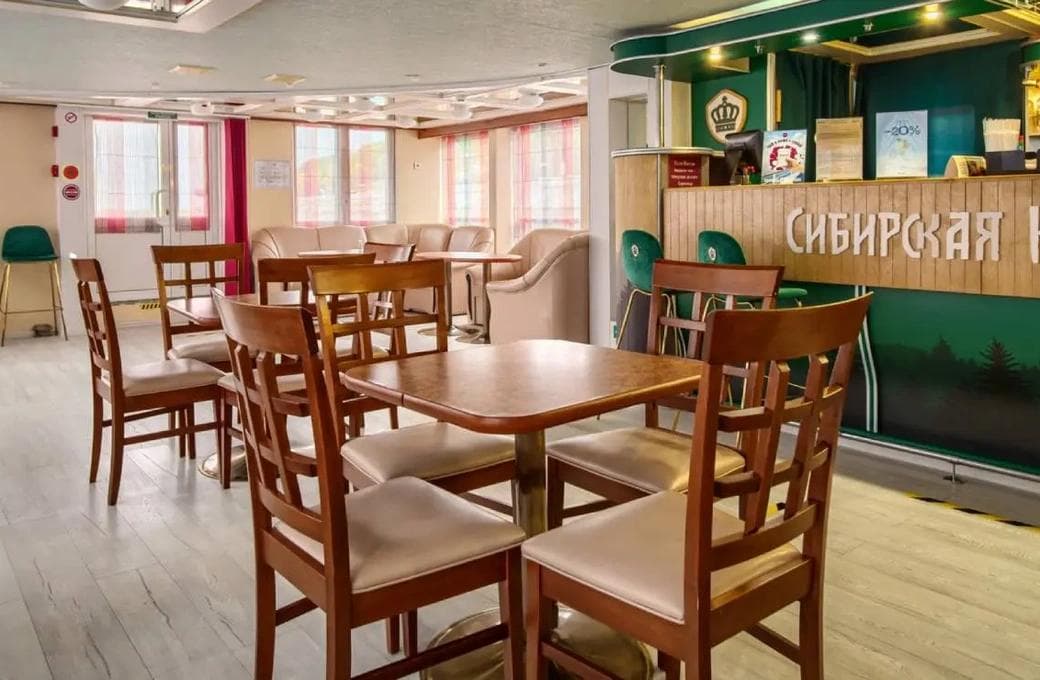 Лайнер Георгий Жуков, компании ВодоходЪ. Фото 1