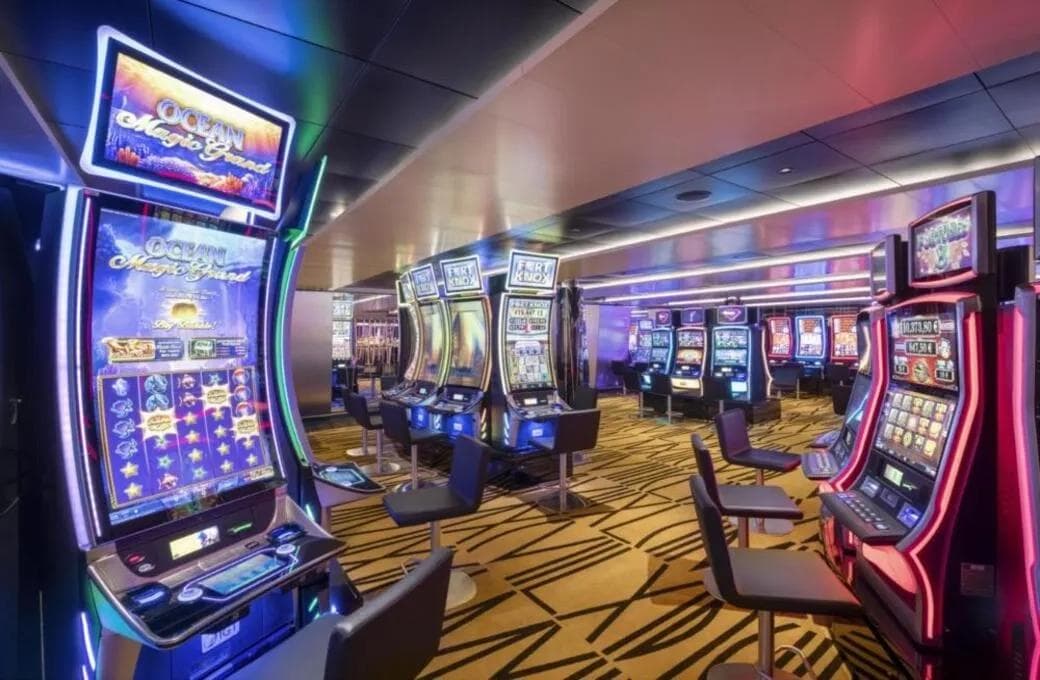 Лайнер MSC Bellissima, компании MSC Crociere. Фото 1