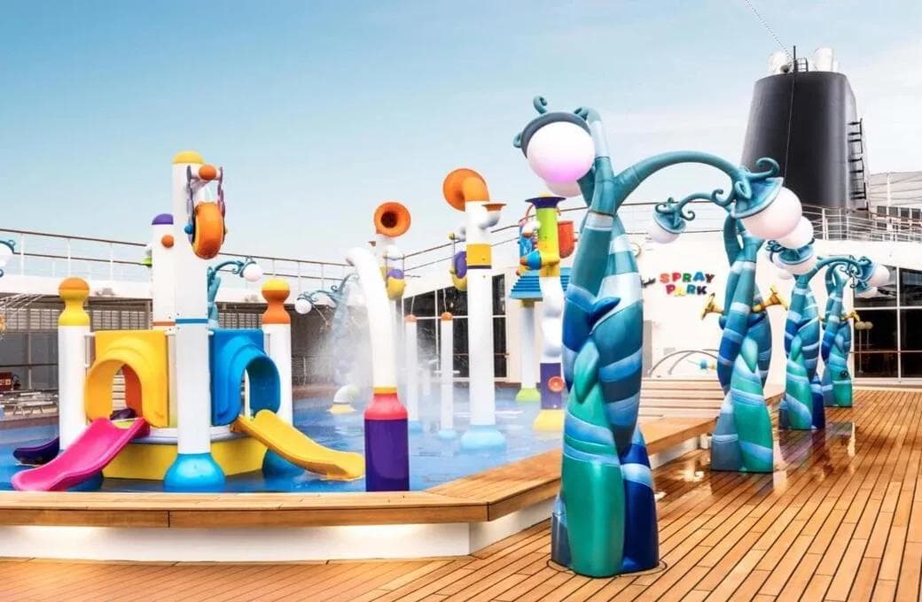 Лайнер MSC Armonia, компании MSC Crociere. Фото 1