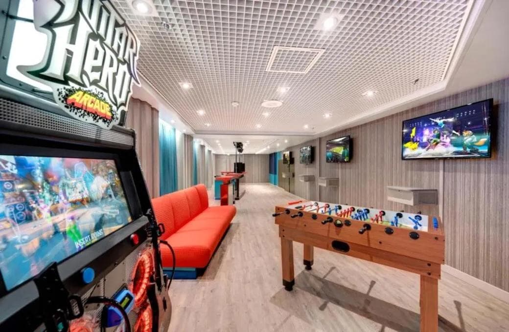 Лайнер MSC Armonia, компании MSC Crociere. Фото 1