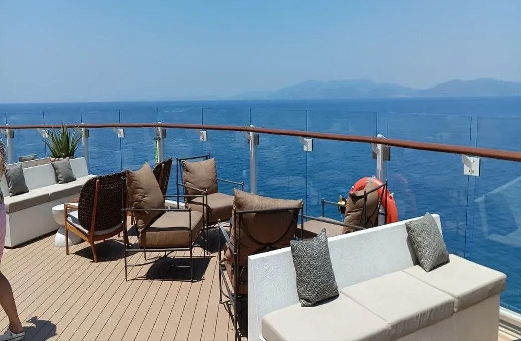 Лайнер Celebrity Ascent, компании Celebrity Cruises. Фото 1