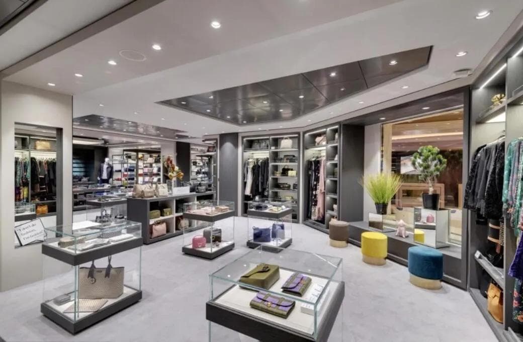 Лайнер MSC Grandiosa, компании MSC Crociere. Фото 1