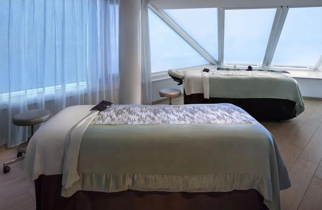 Лайнер Celebrity Summit, компании Celebrity Cruises. Фото 1