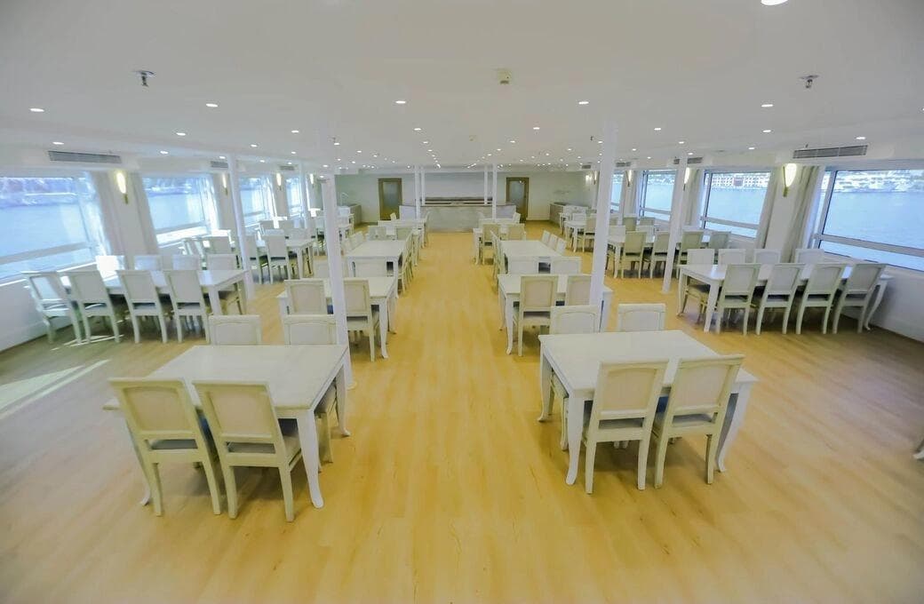 Лайнер Nile Palace, компании Nile River Cruises. Фото 1