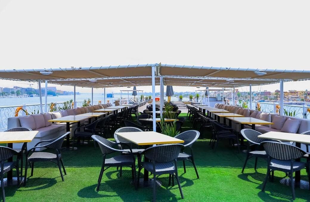 Лайнер Nile Palace, компании Nile River Cruises. Фото 1