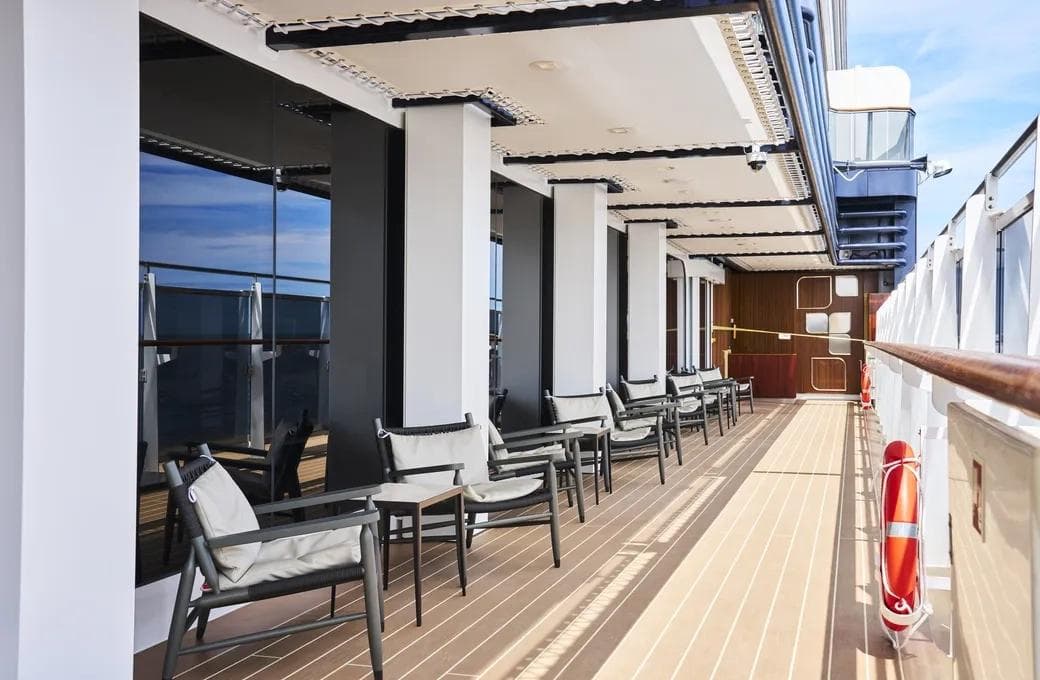 Лайнер Explora I, компании Explora Journeys. Фото 1