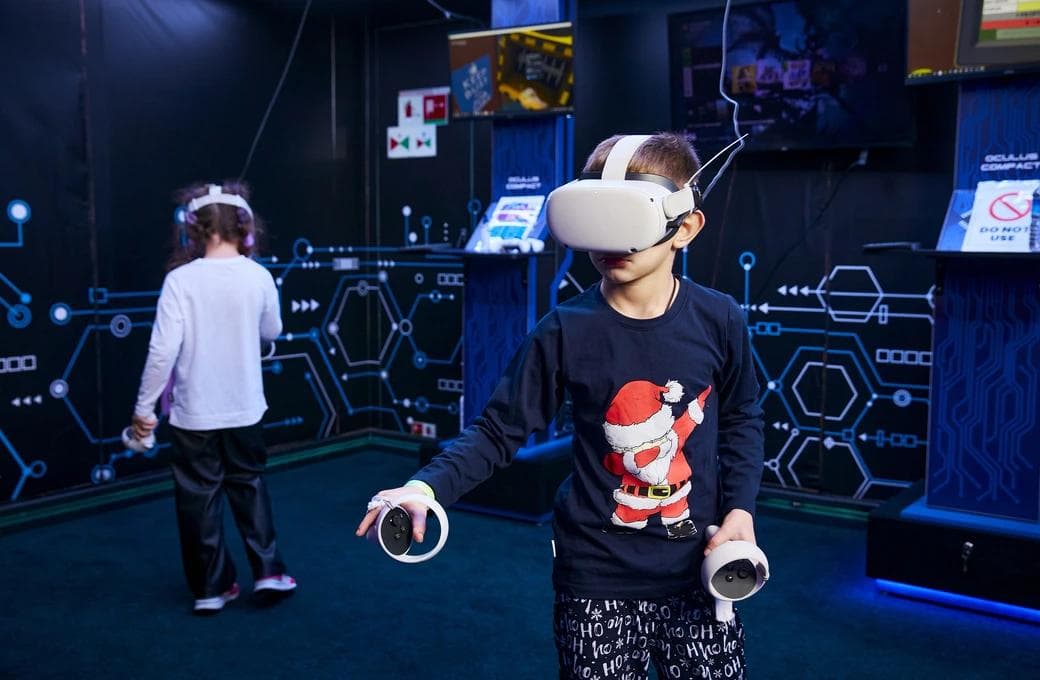 Лайнер Astoria Grande, компании Astoria Grande Cruises. Фото 1