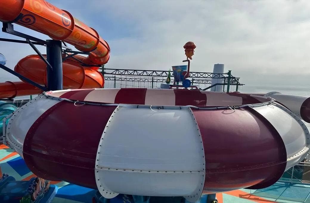 Лайнер MSC Euribia, компании MSC Crociere. Фото 1