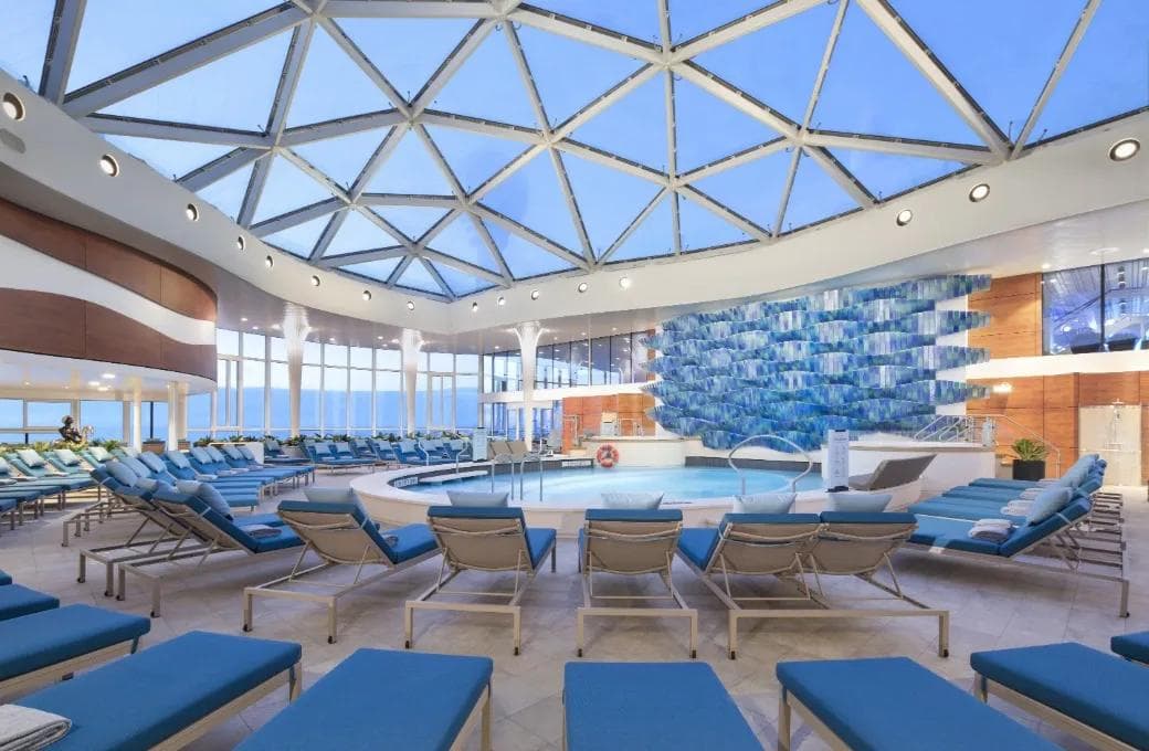 Лайнер Celebrity Beyond, компании Celebrity Cruises. Фото 1