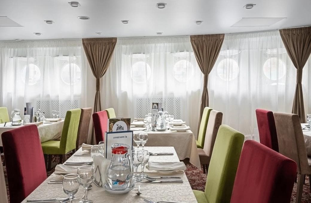 Лайнер Северная сказка, компании Созвездие. Фото 1