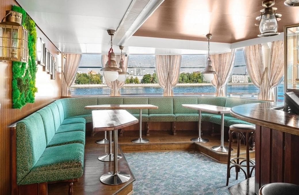 Лайнер Симфония севера, компании Созвездие. Фото 1