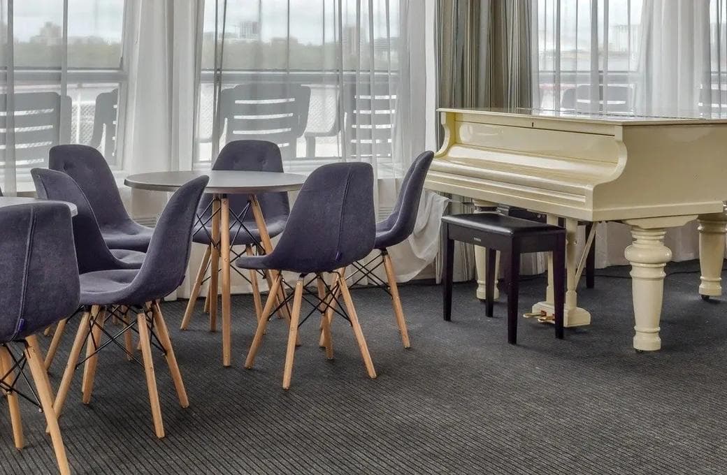 Лайнер Георгий Жуков, компании ВодоходЪ. Фото 1