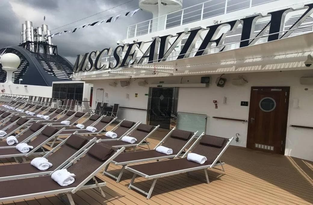 Лайнер MSC Seaview, компании MSC Crociere. Фото 1