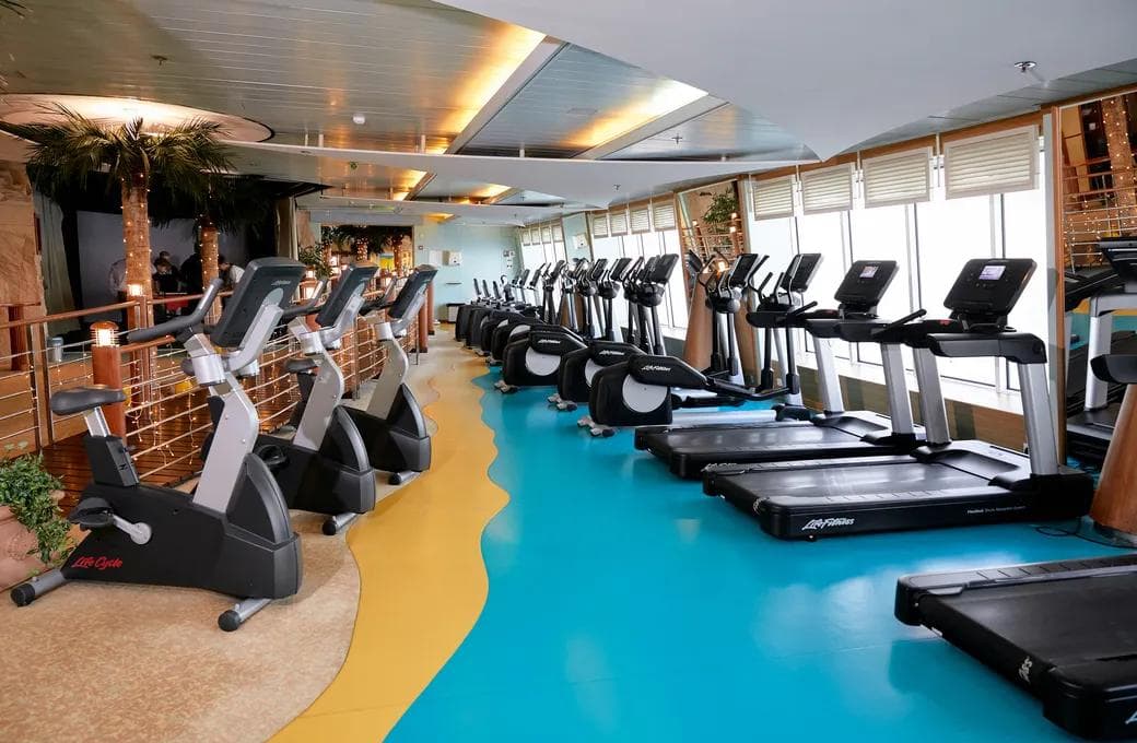 Лайнер Astoria Grande, компании Astoria Grande Cruises. Фото 1