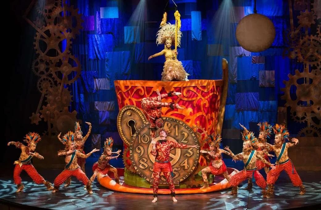 Лайнер Celebrity Eclipse, компании Celebrity Cruises. Фото 1