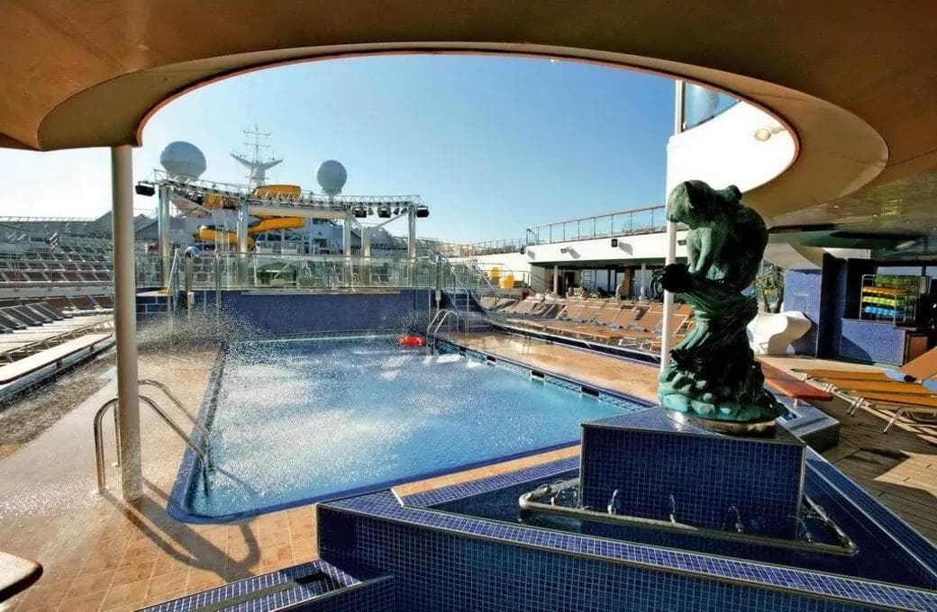 Лайнер Costa Fortuna, компании Costa Cruises. Фото 1