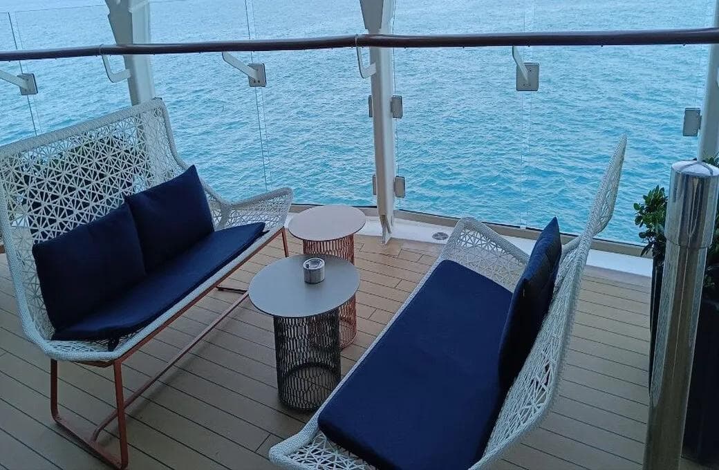 Лайнер Celebrity Ascent, компании Celebrity Cruises. Фото 1