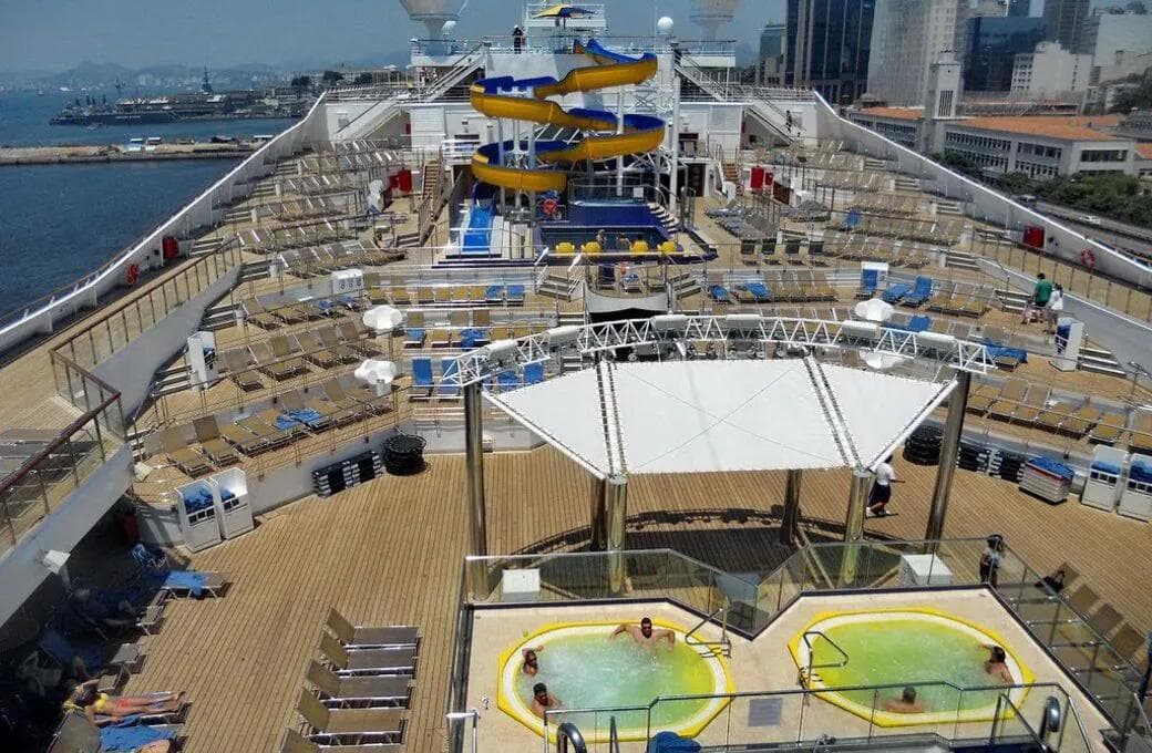 Лайнер Costa Fortuna, компании Costa Cruises. Фото 1