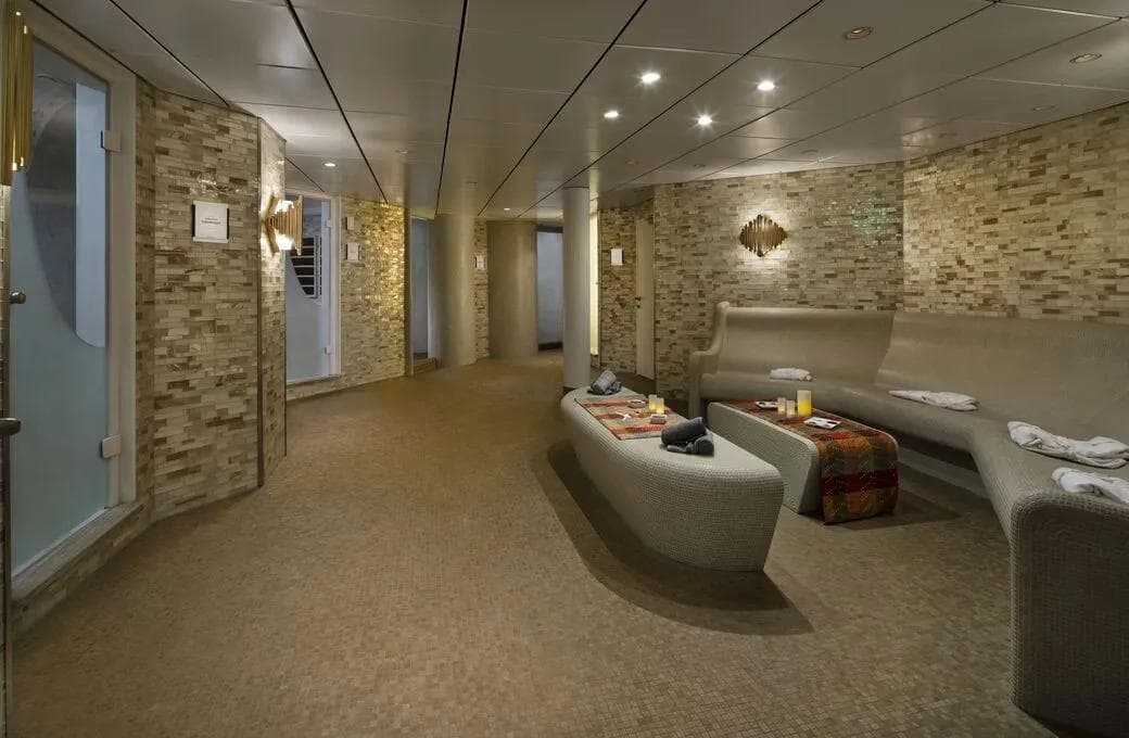 Лайнер Celebrity Summit, компании Celebrity Cruises. Фото 1