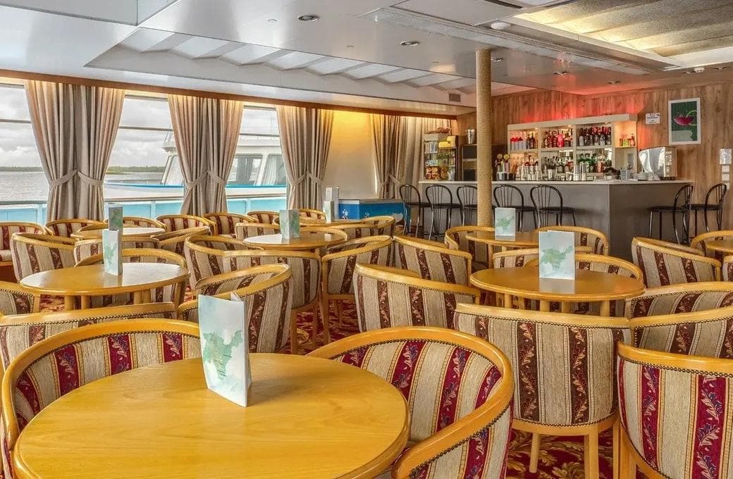 Лайнер Александр Радищев, компании ВодоходЪ. Фото 1