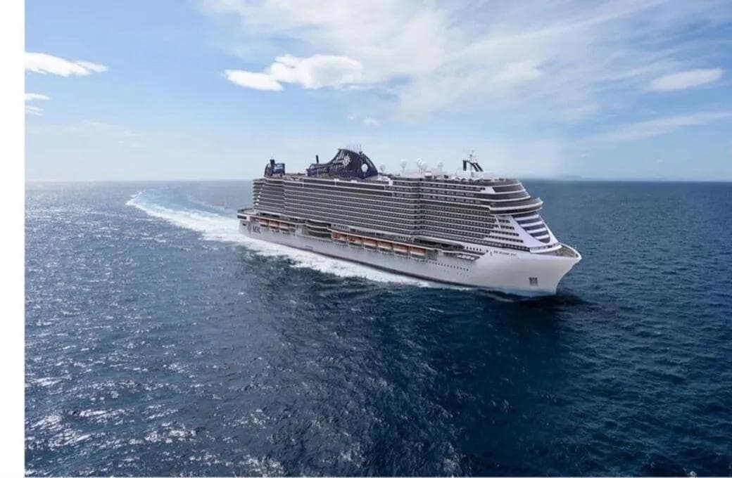 Лайнер MSC Seashore, компании MSC Crociere. Фото 1