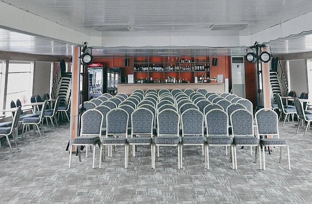 Лайнер Виссарион Белинский, компании ВодоходЪ. Фото 1