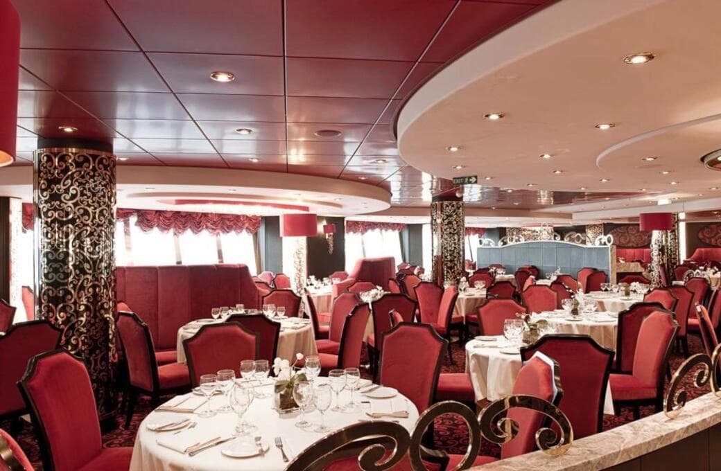 Лайнер MSC Divina, компании MSC Crociere. Фото 1