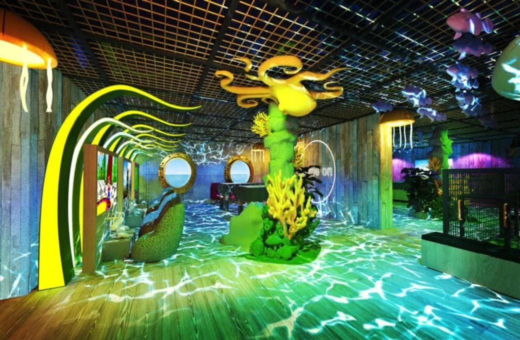 Лайнер Aroya, компании Aroya Cruises. Фото 1