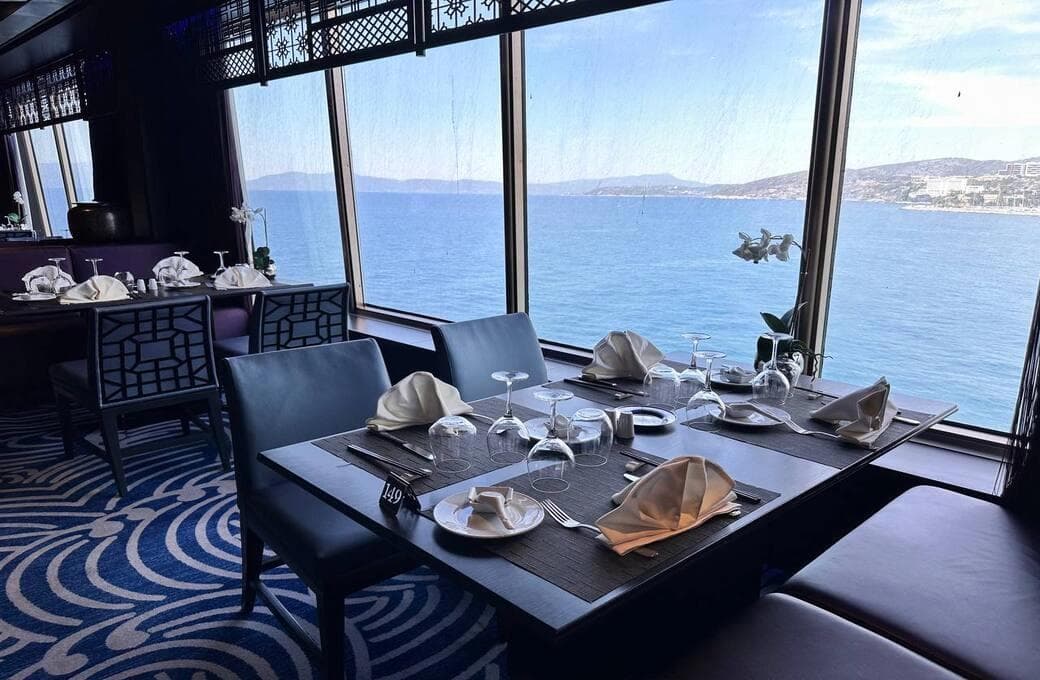 Лайнер Celestyal Journey, компании Celestyal Cruises. Фото 1