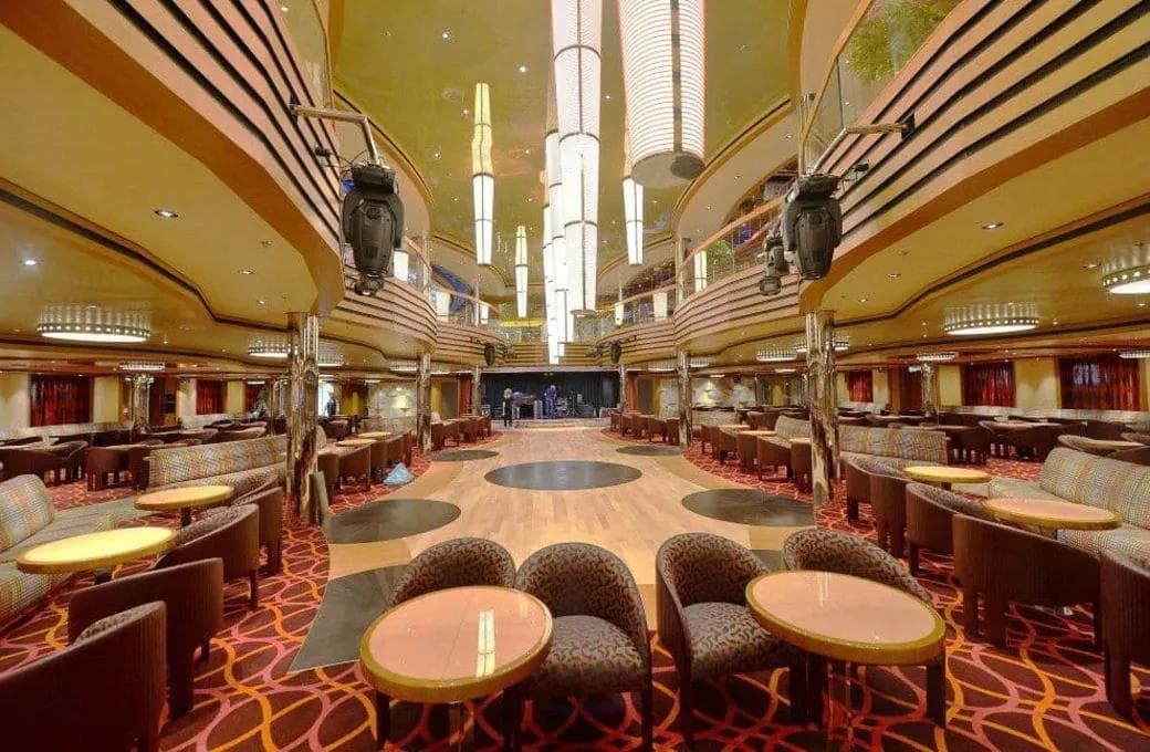 Лайнер Costa Diadema, компании Costa Cruises. Фото 1