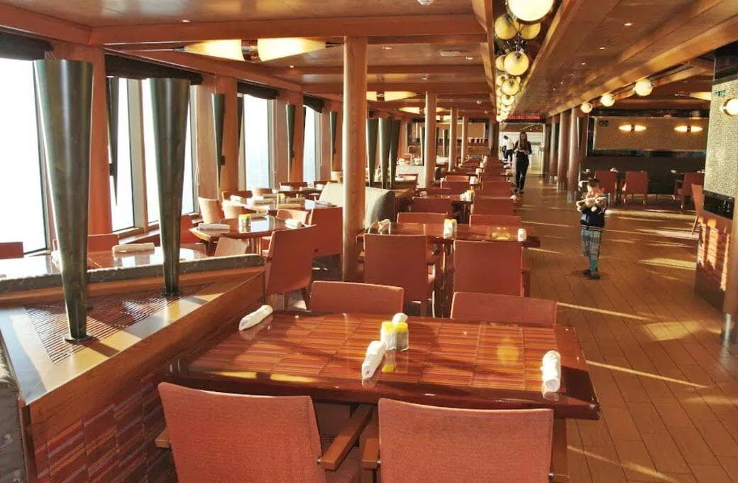 Лайнер Costa Fortuna, компании Costa Cruises. Фото 1