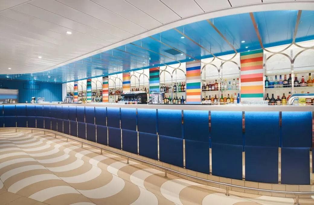 Лайнер Costa Toscana, компании Costa Cruises. Фото 1