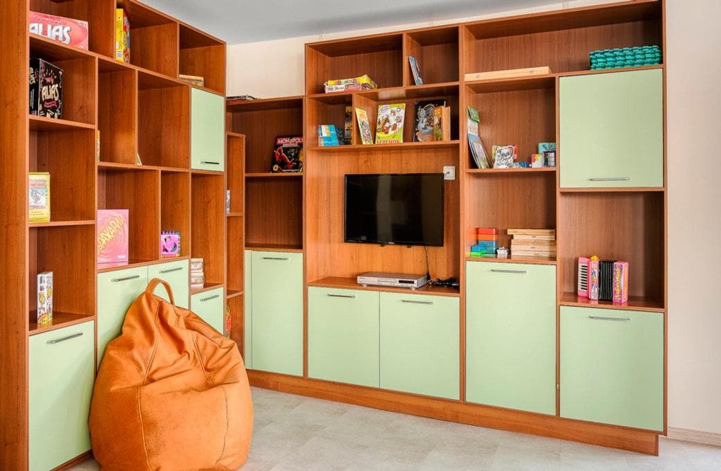 Лайнер Александр Бенуа, компании Созвездие. Фото 1