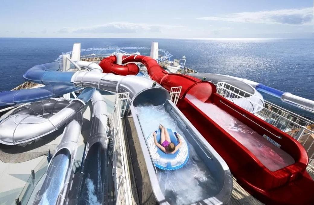 Лайнер MSC Bellissima, компании MSC Crociere. Фото 1