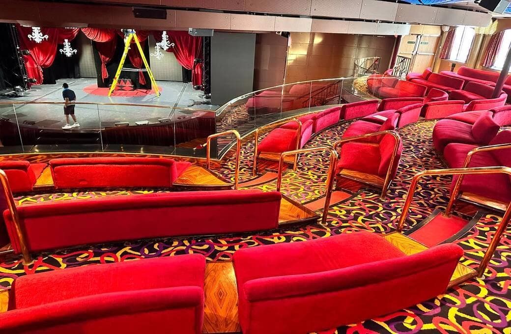 Лайнер Celestyal Journey, компании Celestyal Cruises. Фото 1