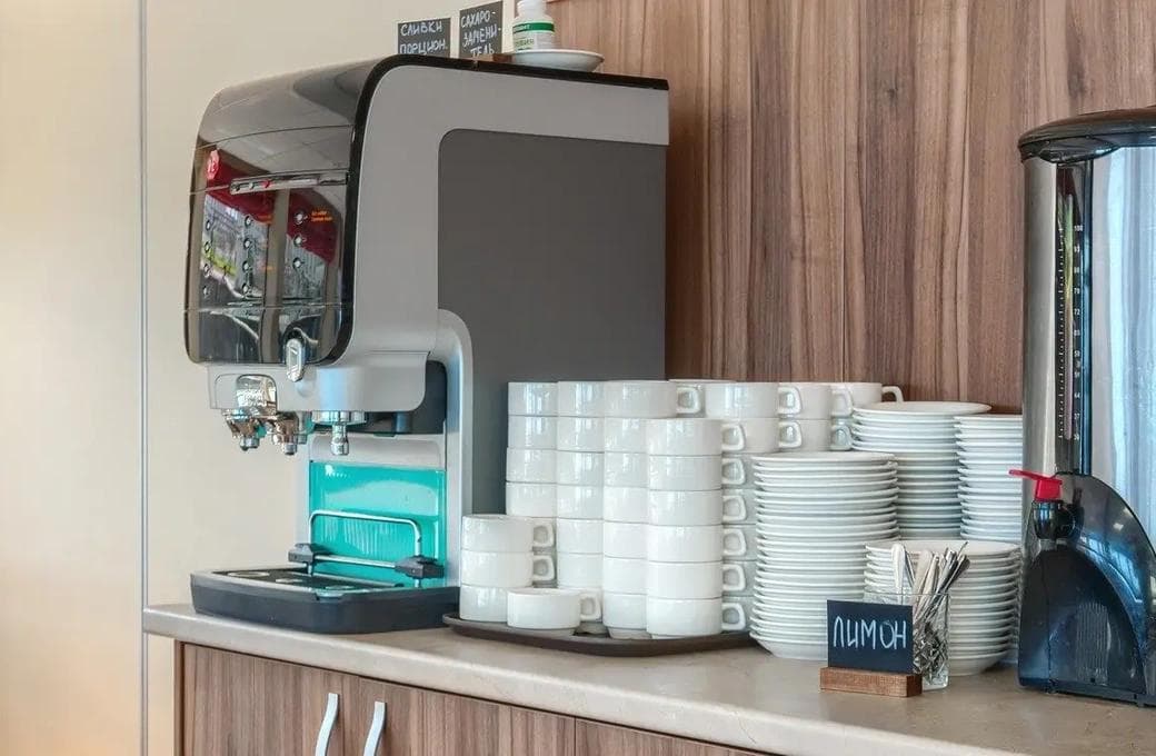 Лайнер Георгий Жуков, компании ВодоходЪ. Фото 1