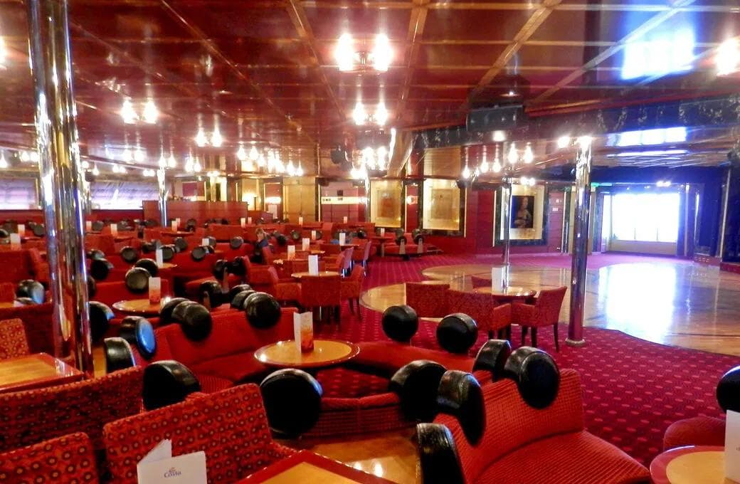 Лайнер Costa Fortuna, компании Costa Cruises. Фото 1