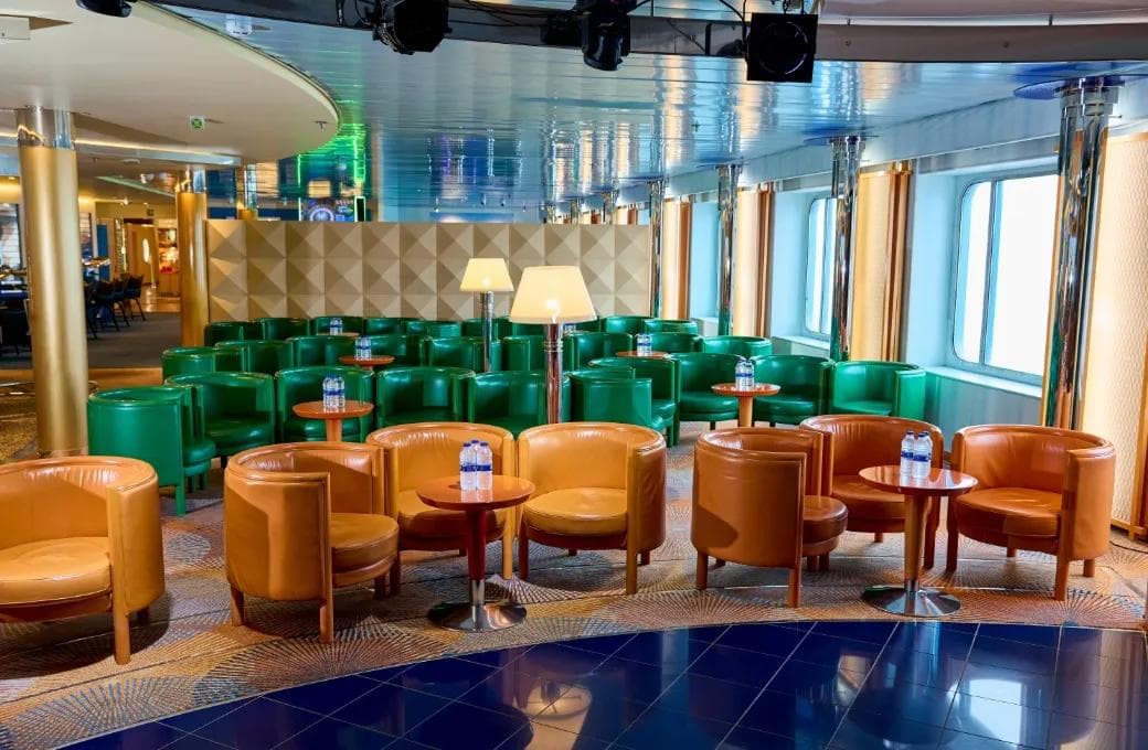 Лайнер Astoria Grande, компании Astoria Grande Cruises. Фото 1