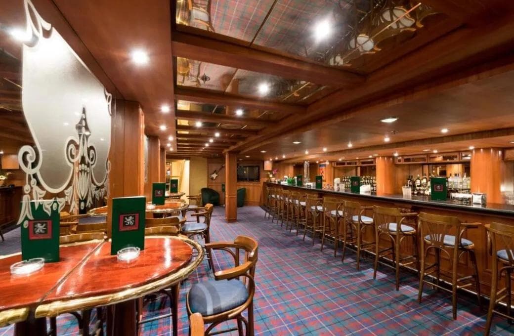 Лайнер MSC Armonia, компании MSC Crociere. Фото 1