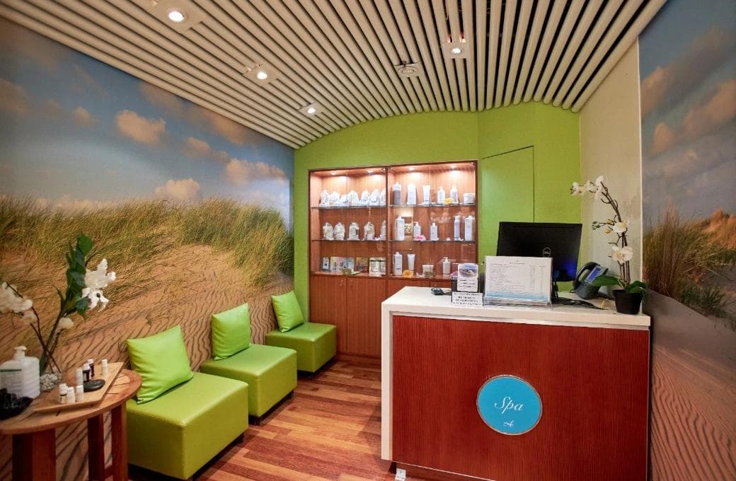 Лайнер Astoria Grande, компании Astoria Grande Cruises. Фото 1