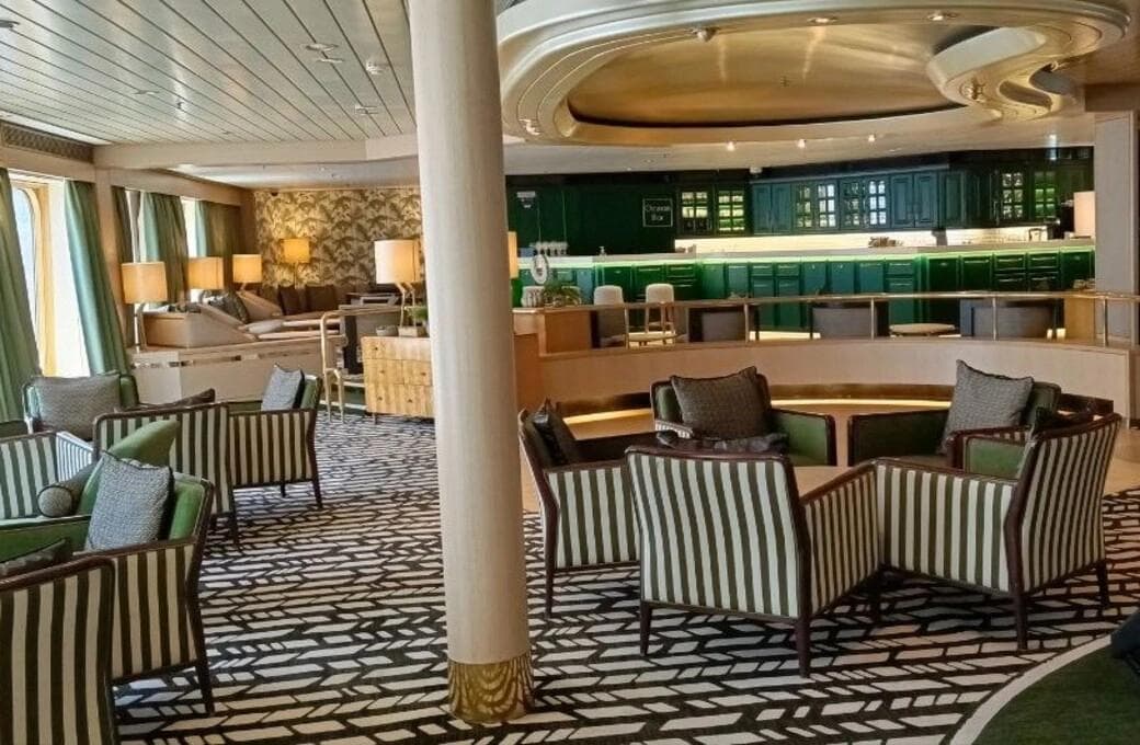 Лайнер Celestyal Journey, компании Celestyal Cruises. Фото 1