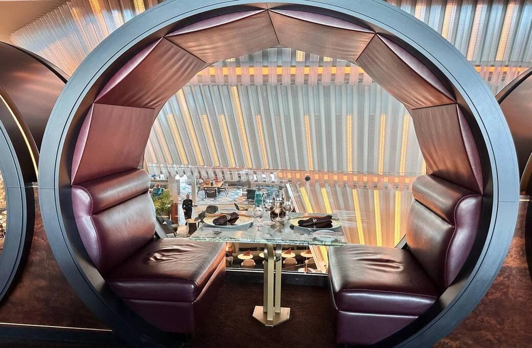 Лайнер Celebrity Ascent, компании Celebrity Cruises. Фото 1