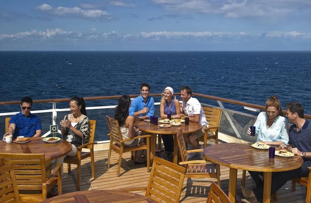 Лайнер Celebrity Constellation, компании Celebrity Cruises. Фото 1